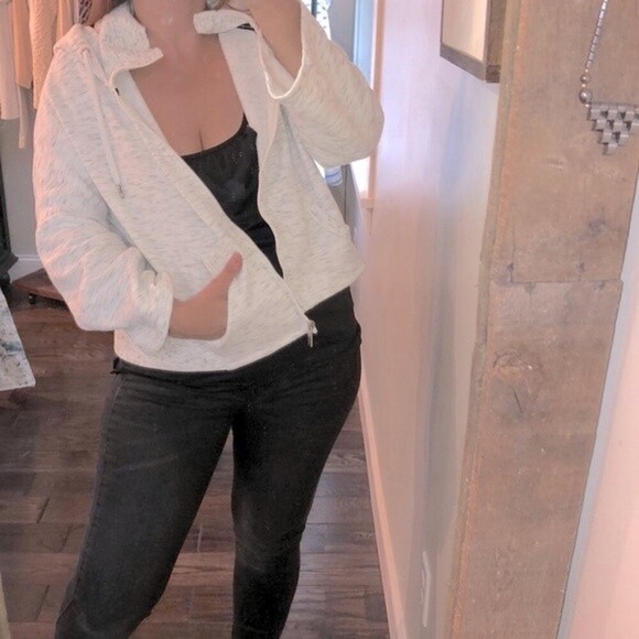 Calvin Klein Performance grey athleisure jacket - Picture 9 of 12